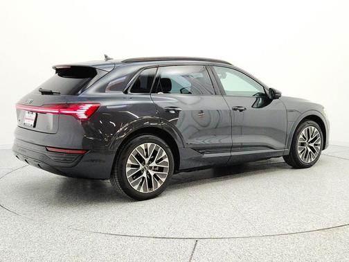 Manhattan Gray Metallic 2024 Audi Q8 e-tron Premium Plus