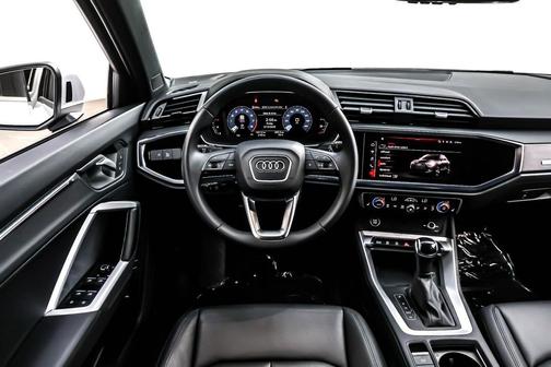 2025 Audi Q3 45 S line Premium Plus