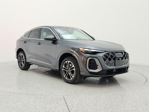 Daytona Gray Metallic 2026 Audi Q5 Sportback Premium TFSI quattro S tronic