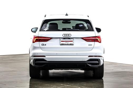 2025 Audi Q3 Premium 45 TFSI S line quattro Tiptronic