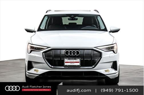 2022 Audi e-tron Premium