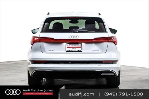 2022 Audi e-tron Premium