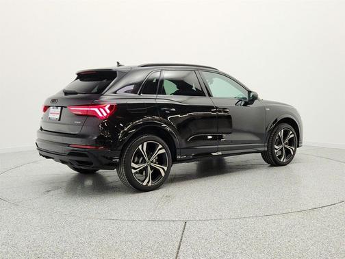 Mythos Black Metallic 2024 Audi Q3 45 S line Premium Plus
