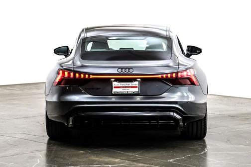 2023 Audi e-tron GT Premium Plus quattro