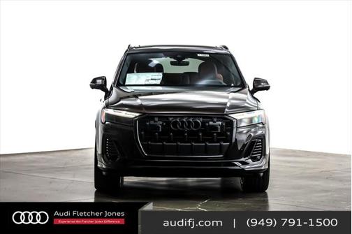2025 Audi Q7 55 Prestige