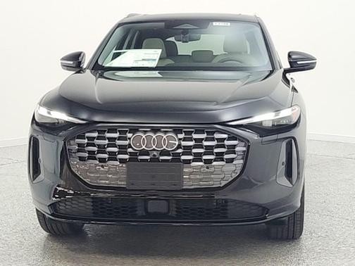 Mythos Black Metallic 2026 Audi Q5 Premium TFSI quattro S tronic