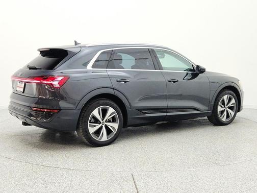 Manhattan Gray Metallic 2024 Audi Q8 e-tron Premium Plus