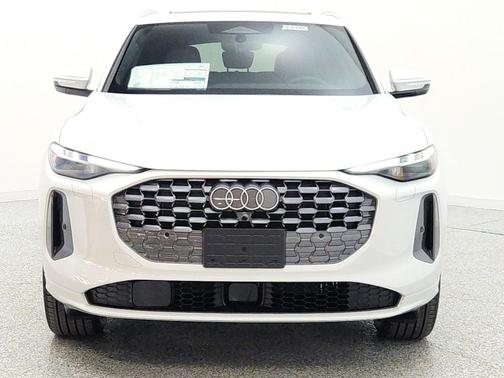 Glacier White Metallic 2026 Audi Q5 Premium Plus TFSI quattro S tronic