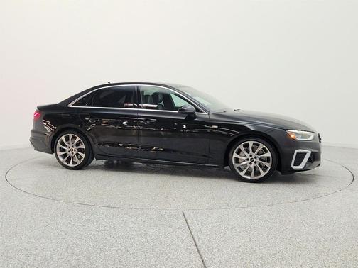 Mythos Black Metallic 2020 Audi A4 45 Premium Plus