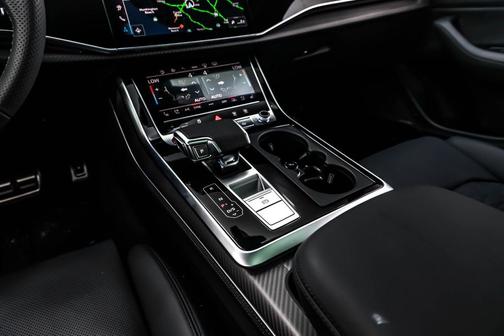 2025 Audi RS Q8 4.0T