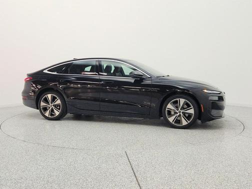 Mythos Black Metallic 2025 Audi A6 e-tron Premium Plus