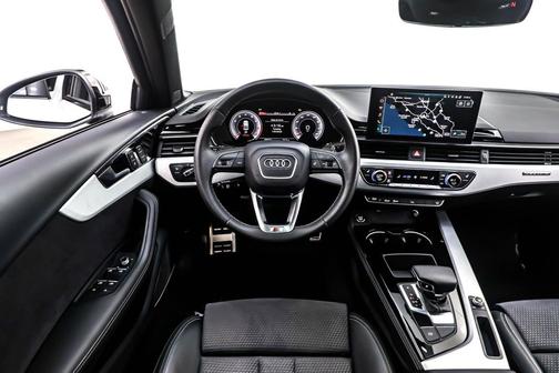 2022 Audi A4 45 S line Premium Plus