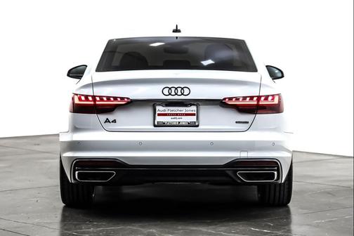 2022 Audi A4 45 S line Premium Plus