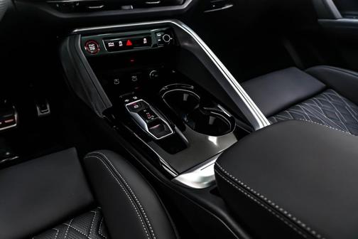 2025 Audi SQ5 3.0T Premium Plus