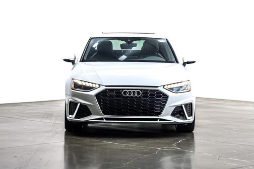 2023 Audi A4 45 S line Premium