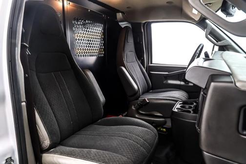 2024 Chevrolet Express 2500 RWD 2500 Regular Wheelbase WT