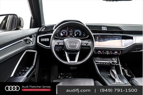 2024 Audi Q3 45 S line Premium Plus