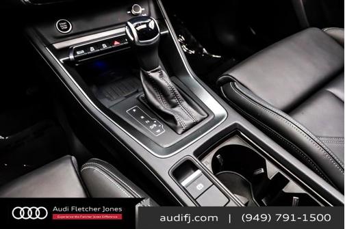 2024 Audi Q3 45 S line Premium Plus