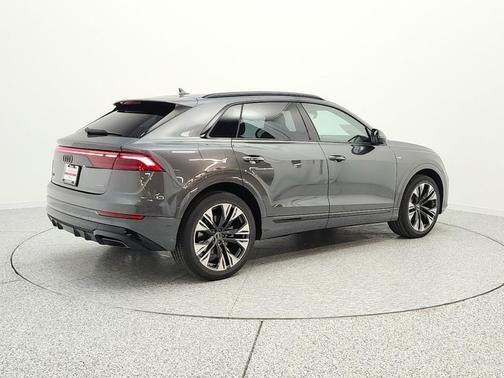 2026 Audi Q8 55 Premium Plus