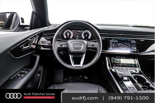 2025 Audi Q8 55 Premium