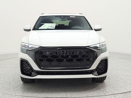 Glacier White Metallic 2026 Audi Q8 55 Premium Plus