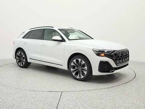Glacier White Metallic 2026 Audi Q8 55 Premium Plus