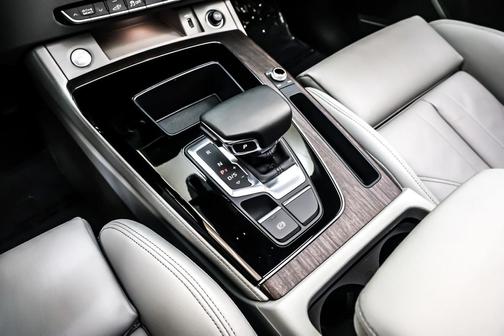 2024 Audi Q5 55 S line Premium Plus