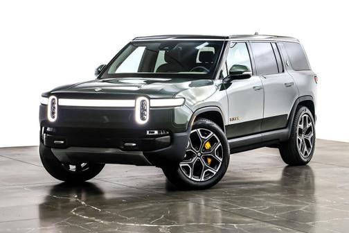 2023 Rivian R1S Adventure