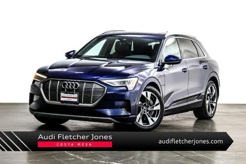 2022 Audi e-tron Premium Plus