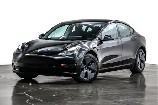 2023 Tesla Model 3 Standard Range