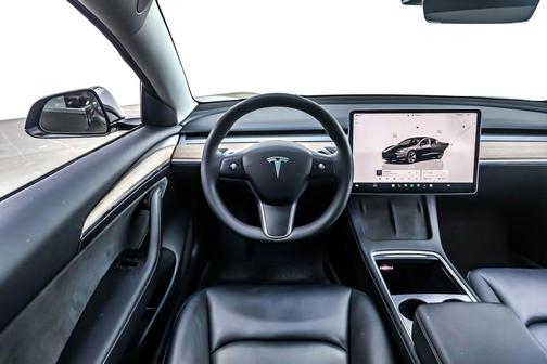 2023 Tesla Model 3 Standard Range