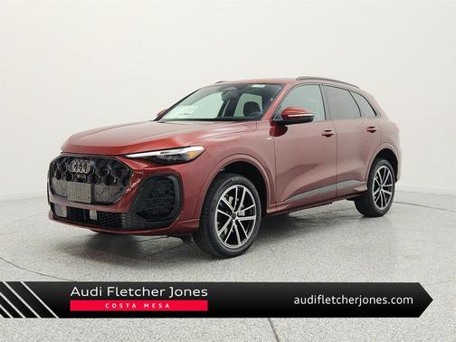 Grenadine Red Metallic 2026 Audi Q5 Premium Plus TFSI quattro S tronic