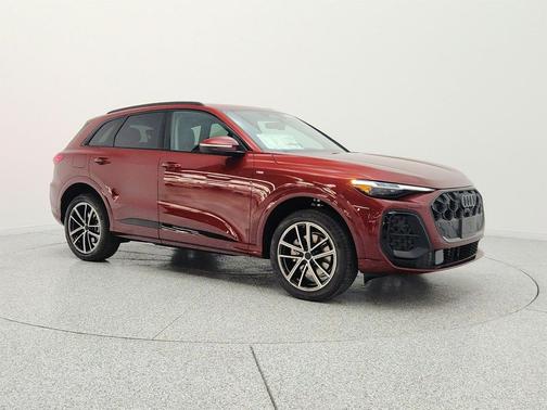 Grenadine Red Metallic 2026 Audi Q5 Premium Plus TFSI quattro S tronic