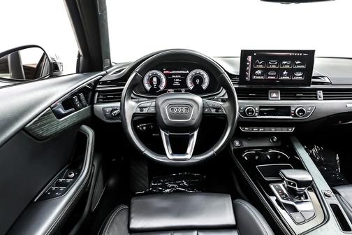 2021 Audi A4 45 S line Premium Plus