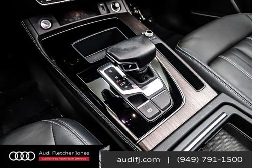 2022 Audi Q5 40 Premium Plus