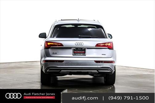 2022 Audi Q5 40 Premium Plus