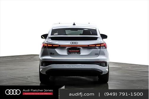 2025 Audi Q4 e-tron Sportback Premium 55 quattro
