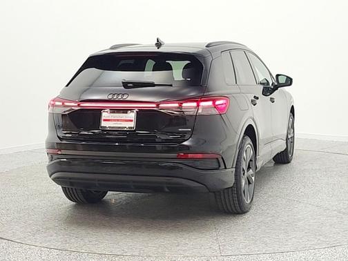 2024 Audi Q4 e-tron Premium Plus 50 quattro