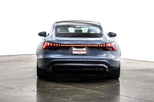 2023 Audi e-tron GT Premium Plus quattro