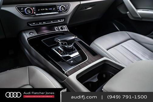 2022 Audi Q5 45 S line Premium