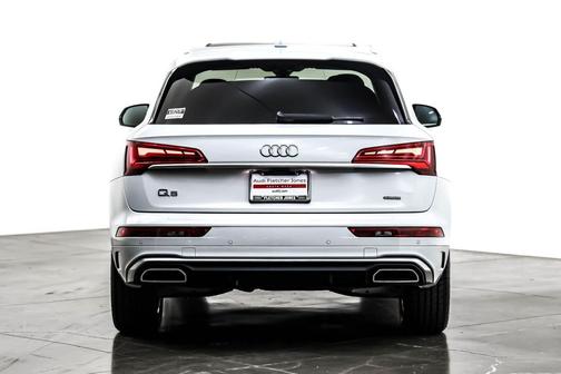 2022 Audi Q5 45 S line Premium
