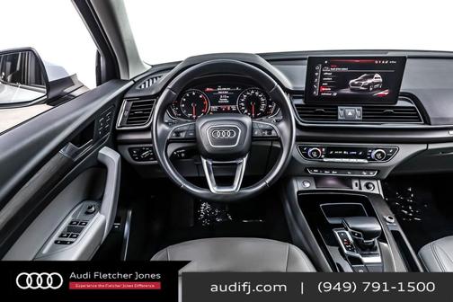 2022 Audi Q5 45 S line Premium