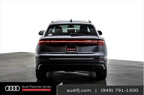 2025 Audi Q8 55 Premium