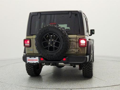 41 2025 Jeep Wrangler 4xe Willys