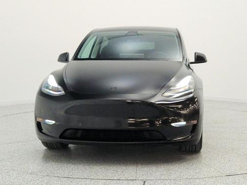 Midnight Silver Metallic 2022 Tesla Model Y Long Range Dual Motor All-Wheel Drive