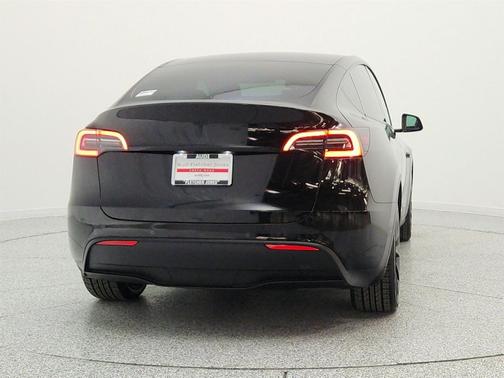Midnight Silver Metallic 2022 Tesla Model Y Long Range Dual Motor All-Wheel Drive