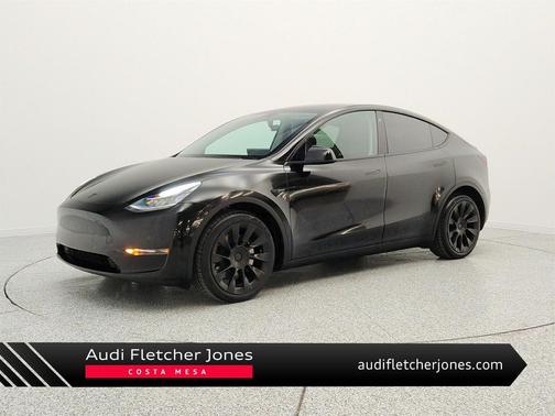 Midnight Silver Metallic 2022 Tesla Model Y Long Range Dual Motor All-Wheel Drive