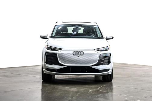 2025 Audi Q6 e-tron Premium