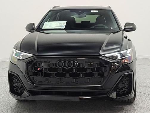 Mythos Black Metallic 2026 Audi SQ8 4.0T Prestige