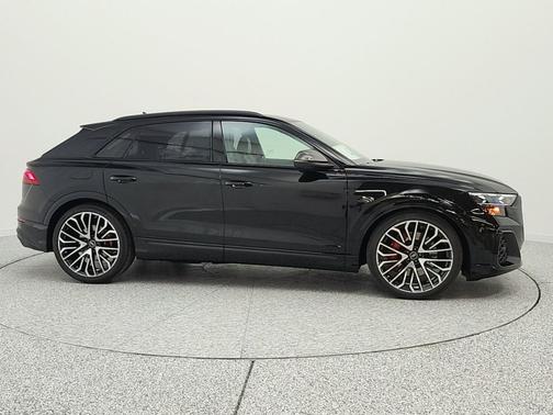 Mythos Black Metallic 2026 Audi SQ8 4.0T Prestige